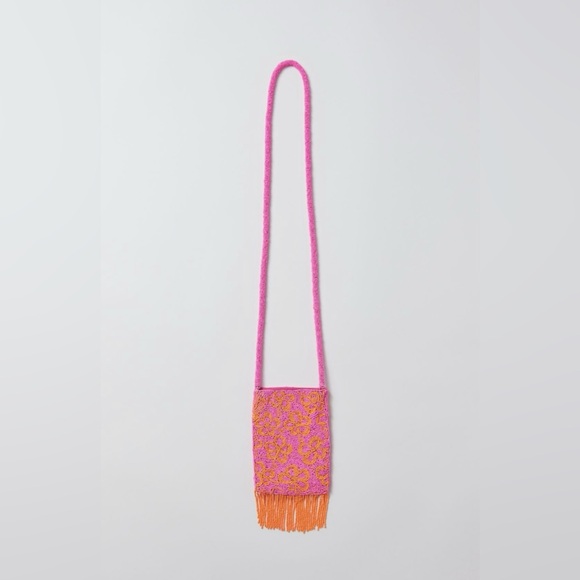 NWT Urban Outfitters Beaded Crossbody Phone Sling in Pink & Orange - Picture 4 of 11